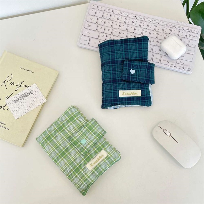 Sampul Buku Kain Motif Gingham - Laptop Sleeve ulasan dan harga