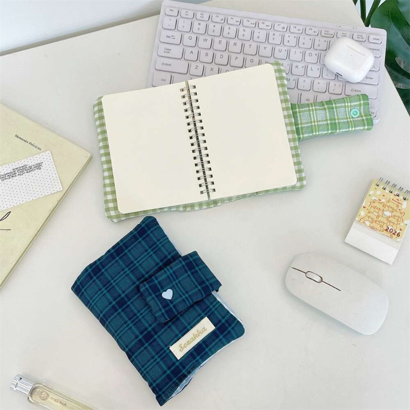 Sampul Buku Kain Motif Gingham - Laptop Sleeve ulasan dan harga